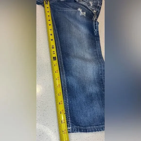 Rock Revival Alexia Crop Jeans Women’s 27 Low Rise Stretch Distressed EUC - Picture 10 of 12